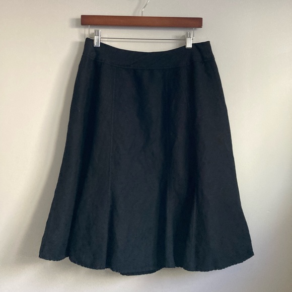 Coldwater Creek A-line Black Linen Skirt. Size 6-8. - Picture 3 of 3
